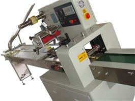 البسكويت آلة التعبئة والتغليف مع السيارات الطاعم